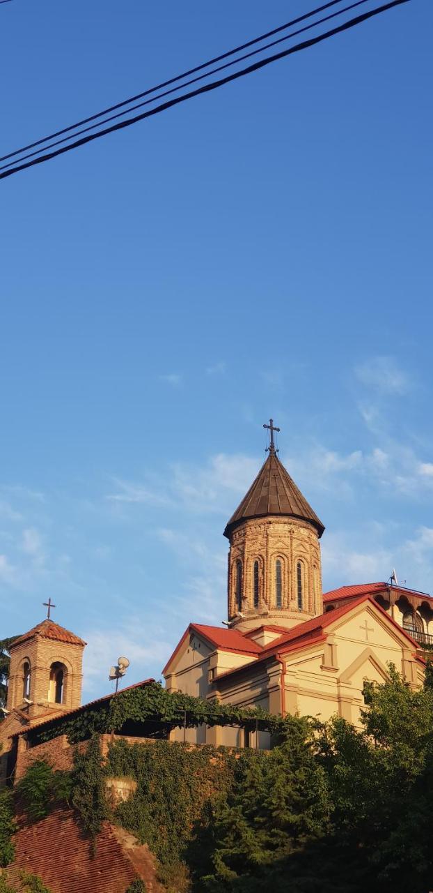2 Santeli Turn Guest House Tbilisi Buitenkant foto