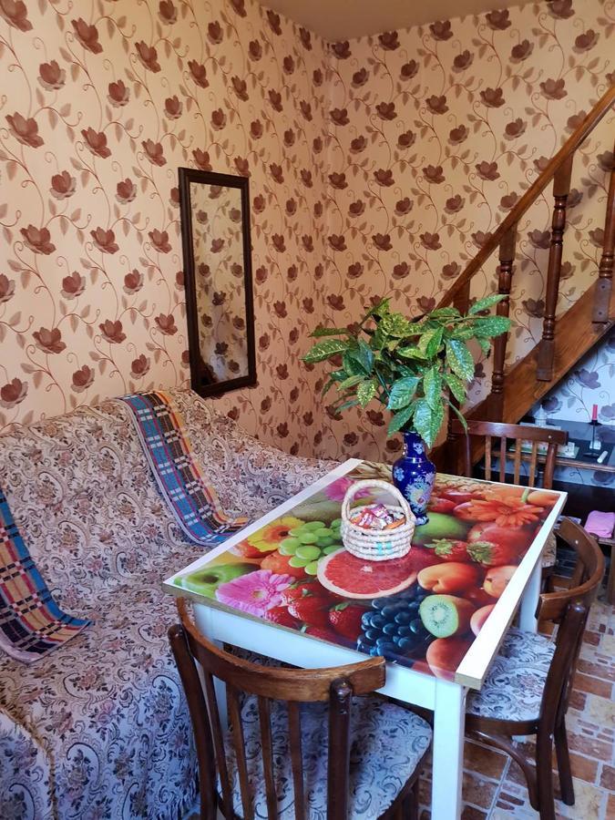 2 Santeli Turn Guest House Tbilisi Buitenkant foto